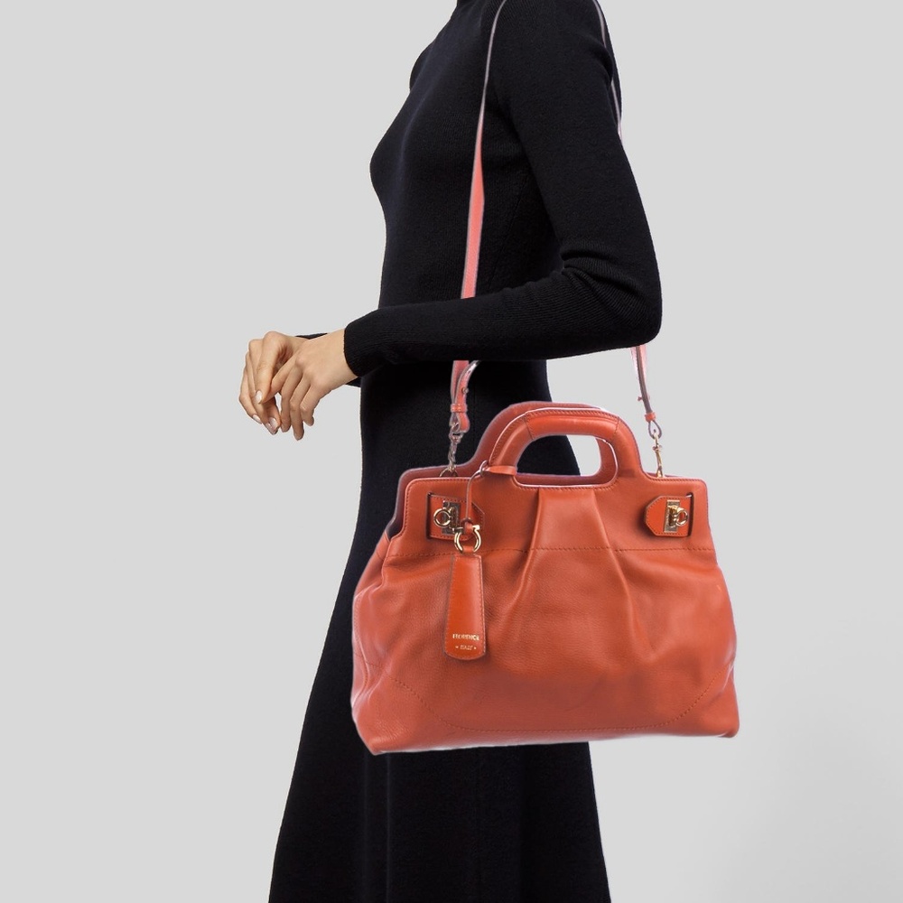 Salvatore Ferragamo Orange Leather Gancio Tote - Picture 2 of 5